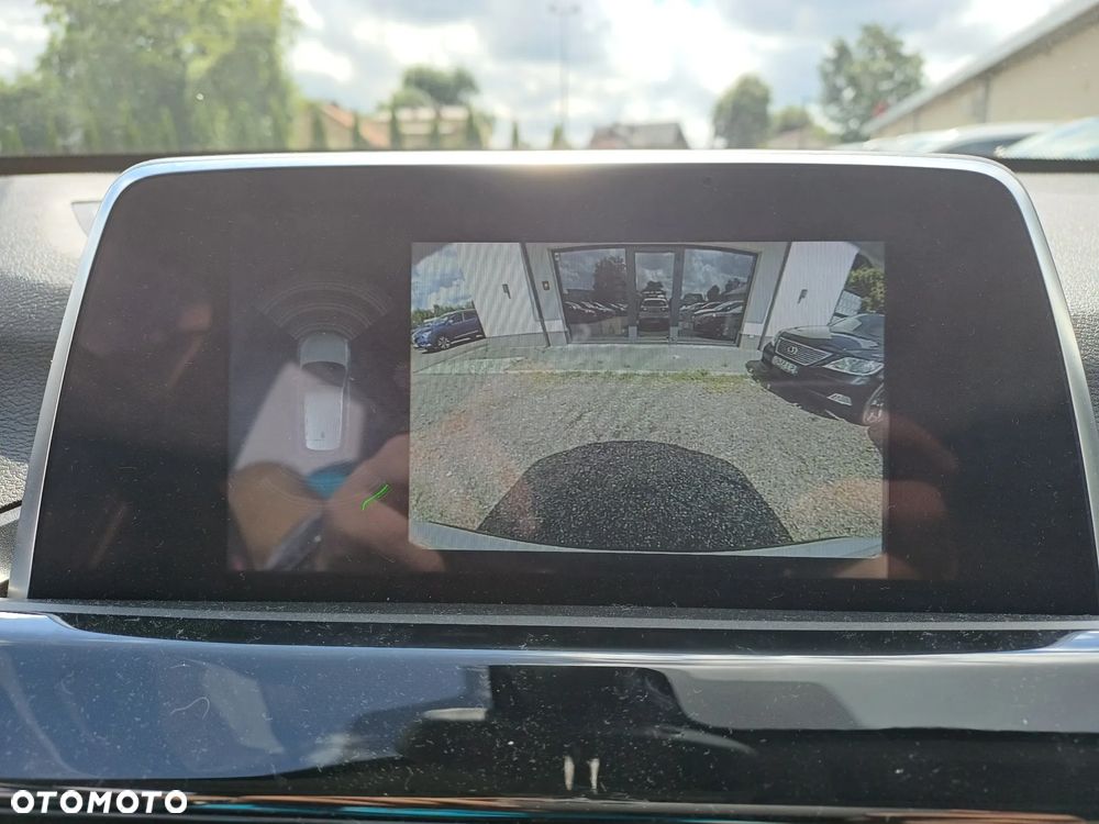 BMW X1 sDrive16d Sport Line - 18