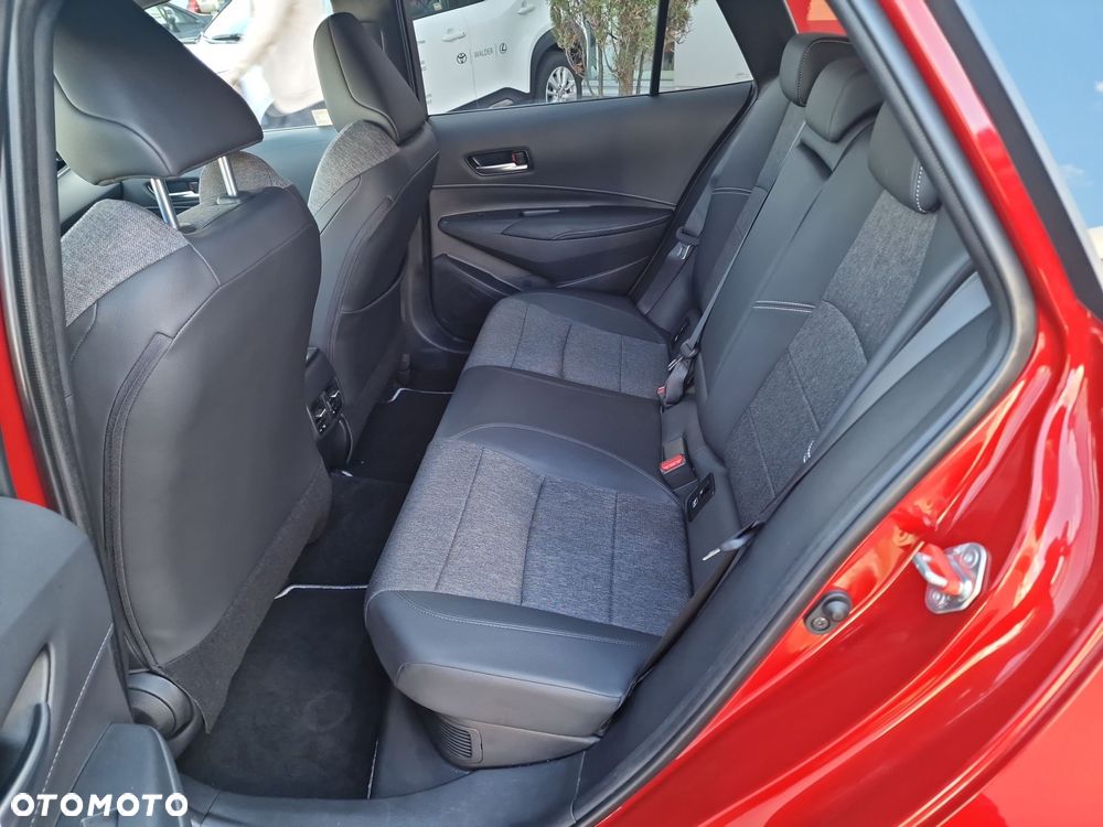 Toyota Corolla 1.8 Hybrid Style - 13