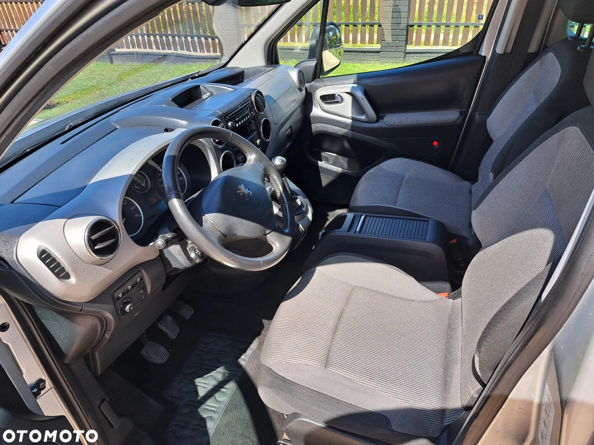 Peugeot Partner Tepee HDi FAP 110 Family - 10