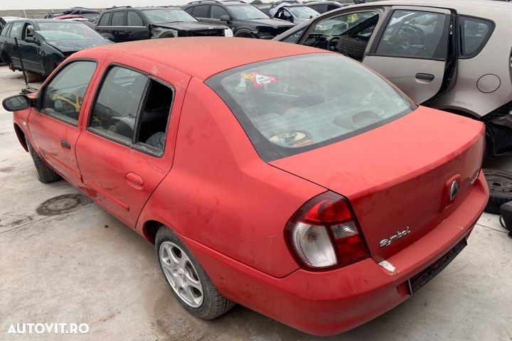 Bara spate Renault Symbol 1 [2th facelift] [2005 - 2008] Sedan 1.5 dC - 7