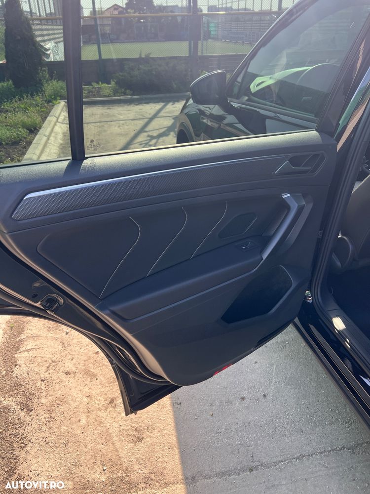 Volkswagen Tiguan - 38