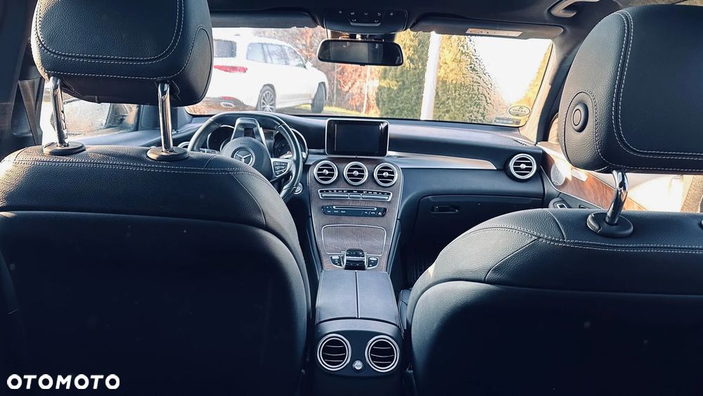Mercedes-Benz GLC - 7