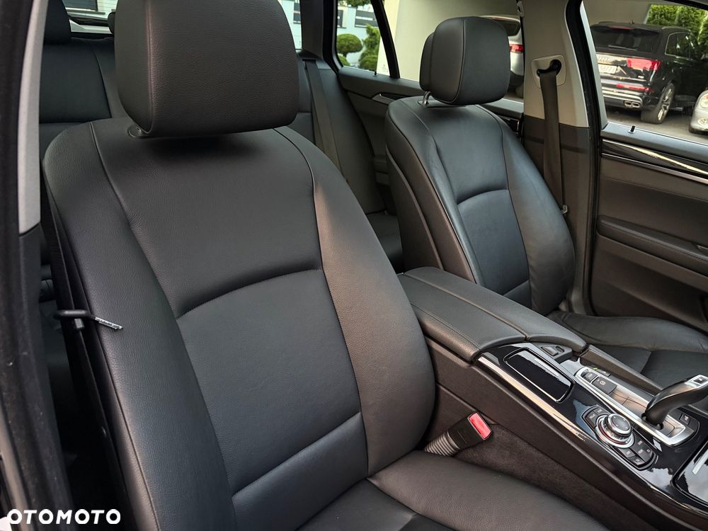BMW Seria 5 - 33