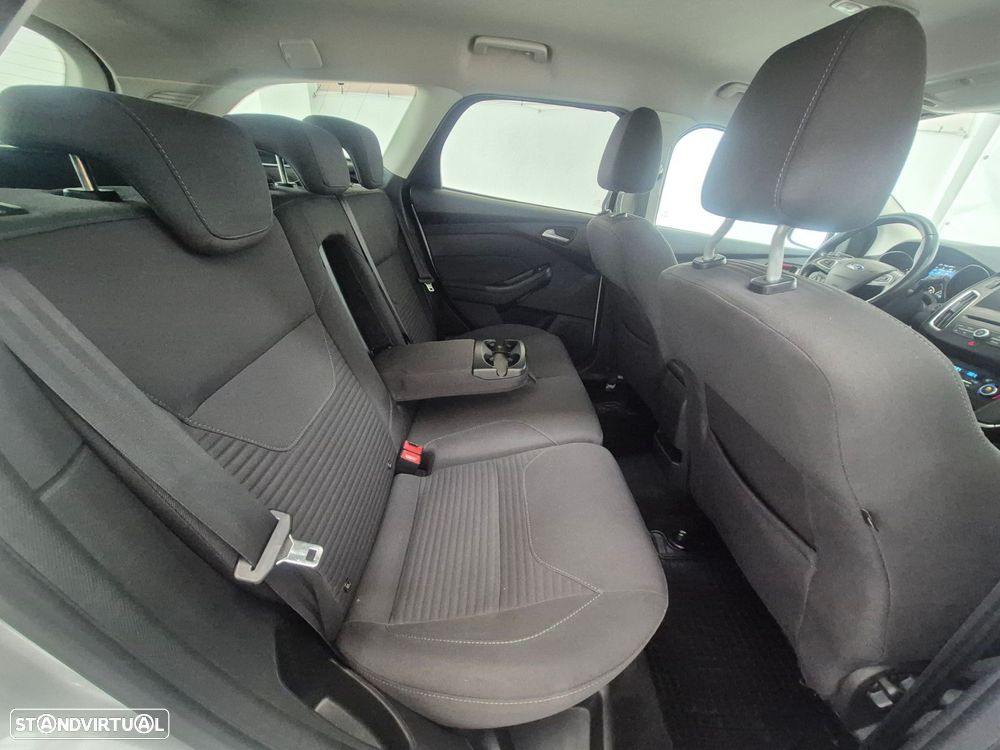 Ford Focus SW 1.5 TDCi Titanium - 20