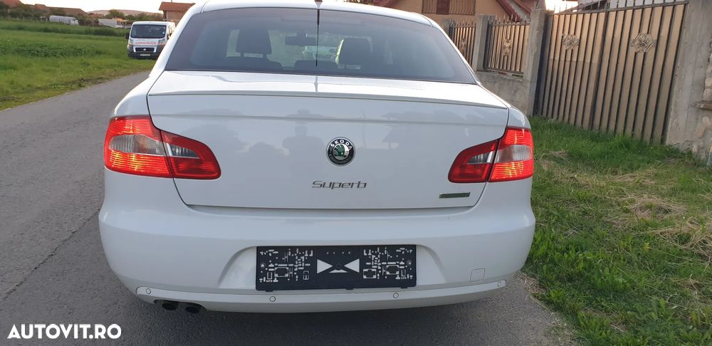 Skoda Superb 1.9 TDI GreenLine - 5