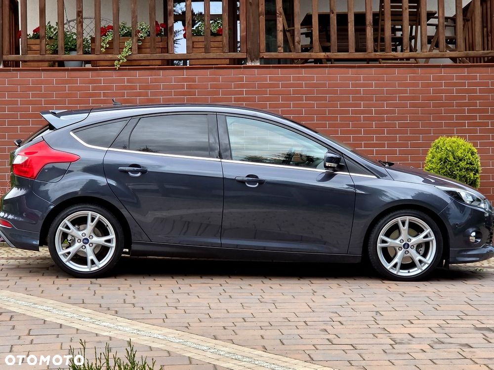 Ford Focus 1.6 EcoBoost Start-Stopp-System Titanium - 16