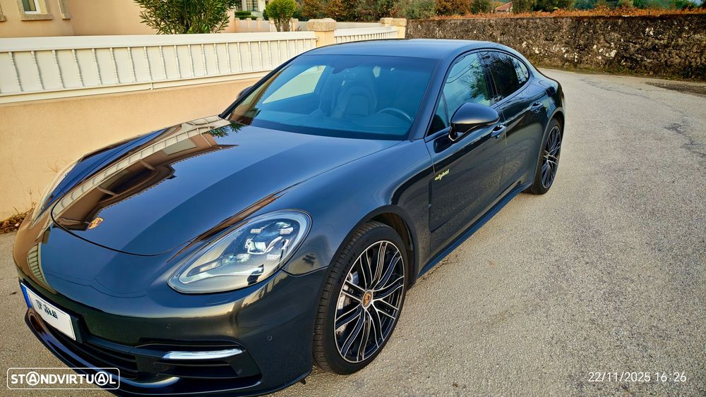Porsche Panamera 4 E-Hybrid - 15