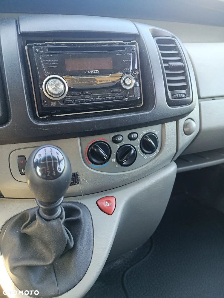 Renault Trafic - 8