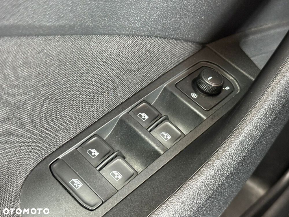 Skoda Scala 1.0 TSI Ambition - 33