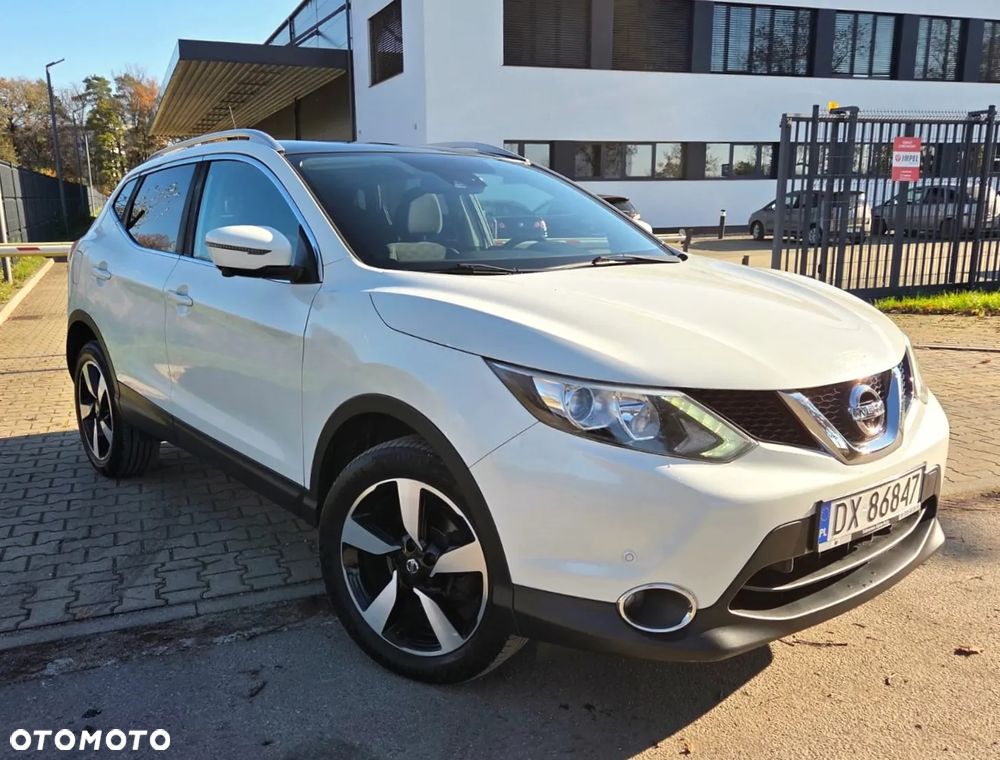 Nissan Qashqai 1.6 DIG-T N-Connecta - 4