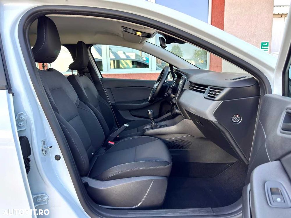 Renault Clio - 18