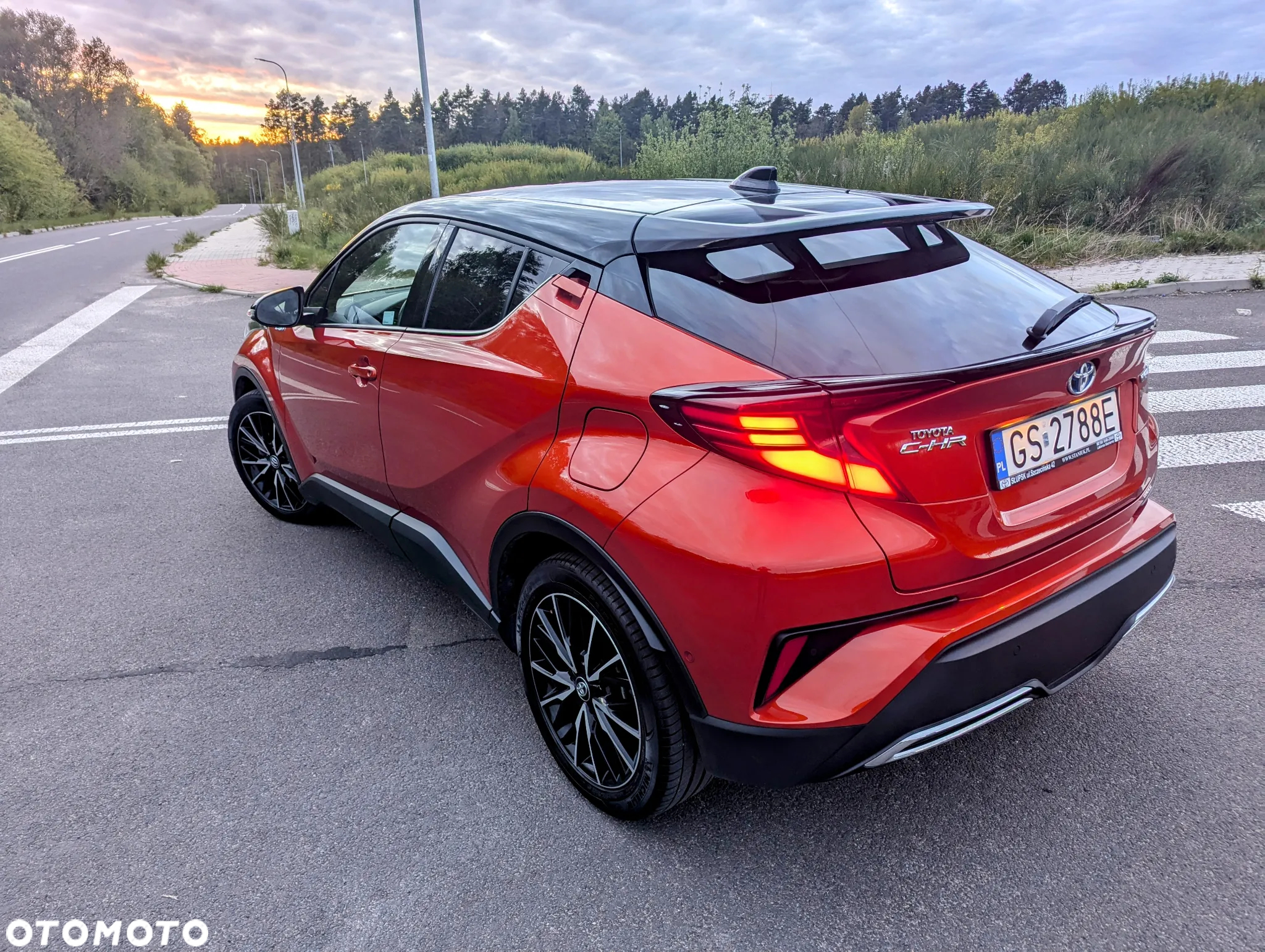 Toyota C-HR 2.0 Hybrid Selection Orange - 3