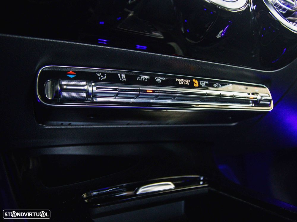 Mercedes-Benz A 180 Limousine d Progressive Aut. - 39