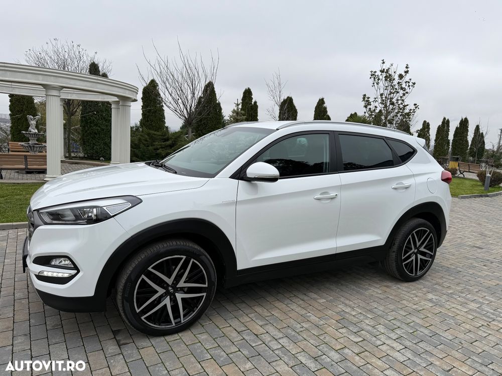 Hyundai Tucson 2.0 CRDI 4WD Automatik Premium - 10