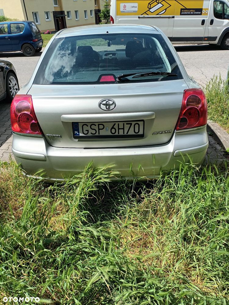 Toyota Avensis 1.8 VVT-i Executive - 9