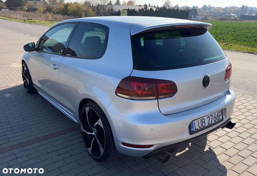 Volkswagen Golf 2.0 TDI DPF GTD - 3