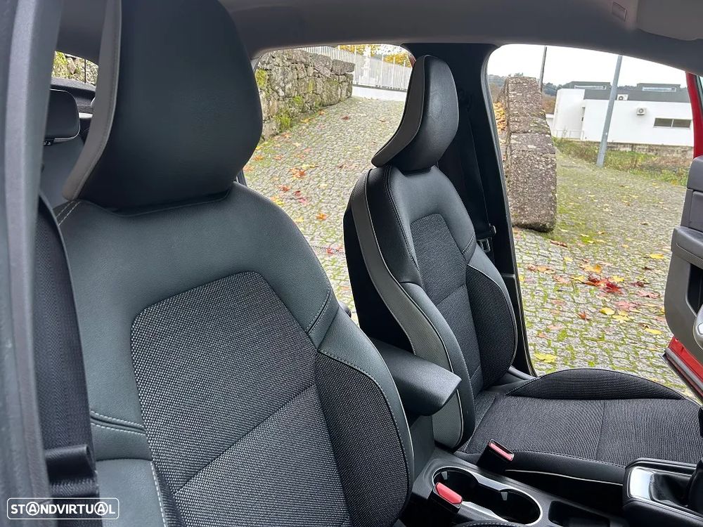 Renault Captur 1.0 TCe Techno - 19