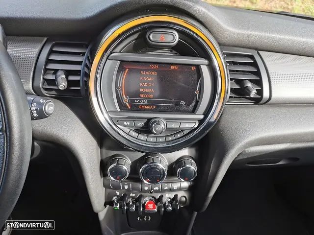 MINI 5 Portas Cooper D - 13