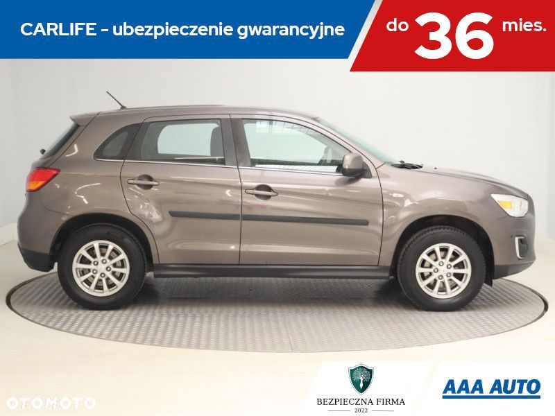 Mitsubishi ASX - 8