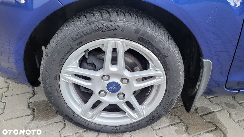 Ford Fiesta - 32
