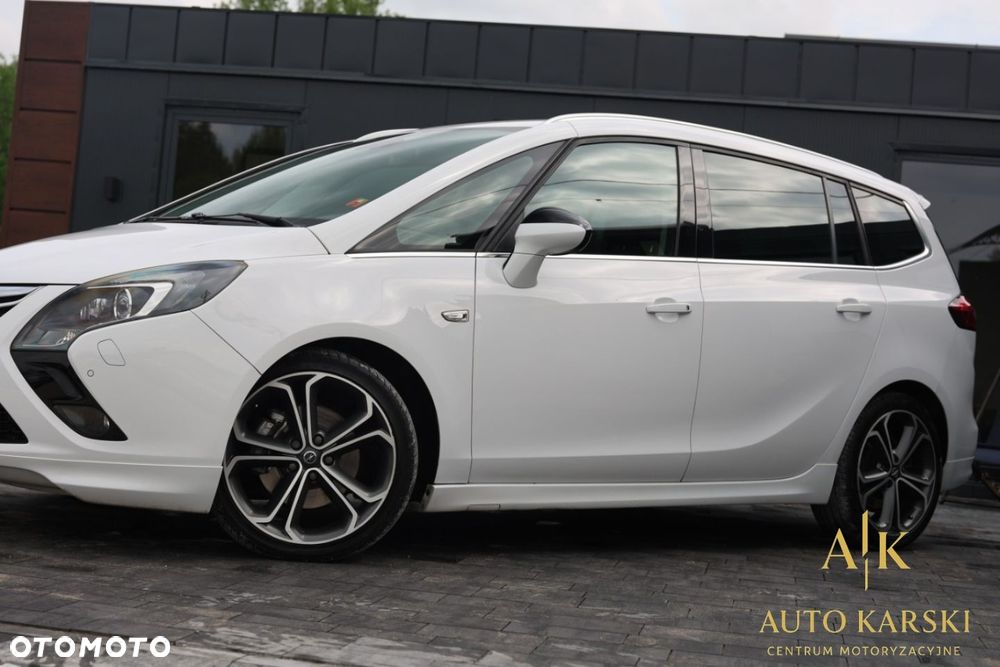 Opel Zafira - 11