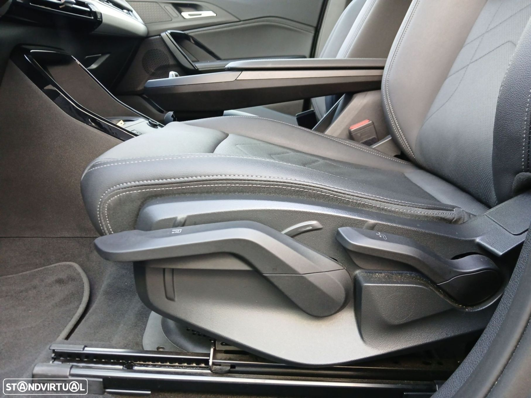 BMW iX1 xDrive30 - 15