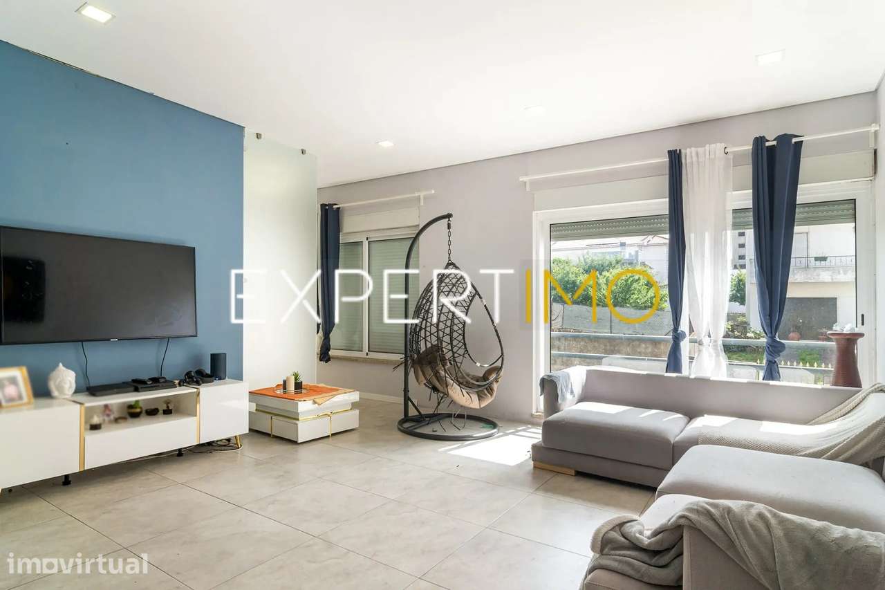 Apartamento T3, com 3 lugares de parqueamento a 10 minutos Lisboa -... - Grande imagem: 4/26