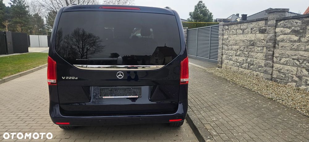Mercedes-Benz Klasa V 250 (BlueTEC) d kompakt 7G-TRONIC Avantgarde - 7