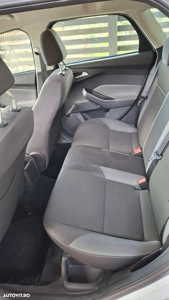 Ford Focus - 9
