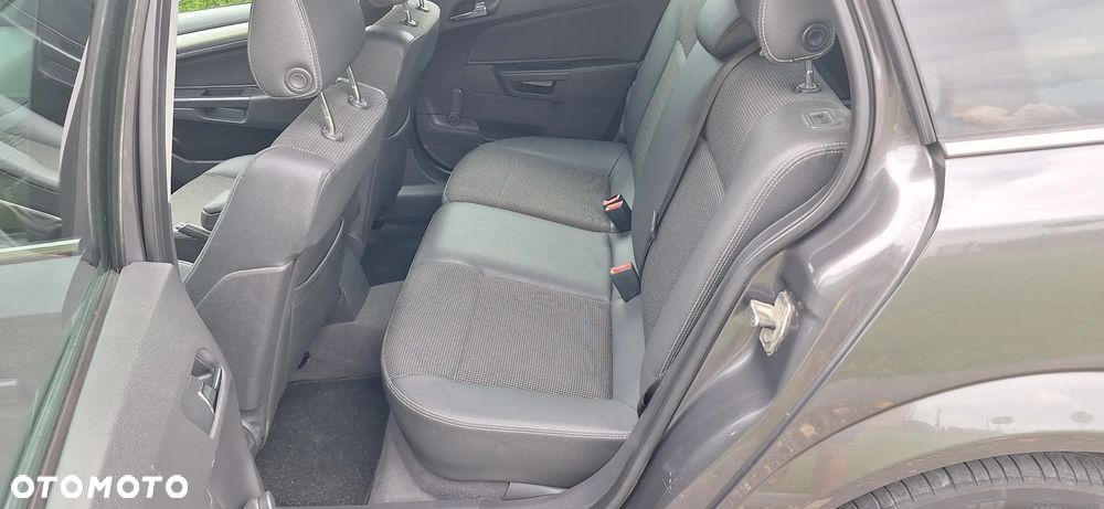 Opel Astra - 10