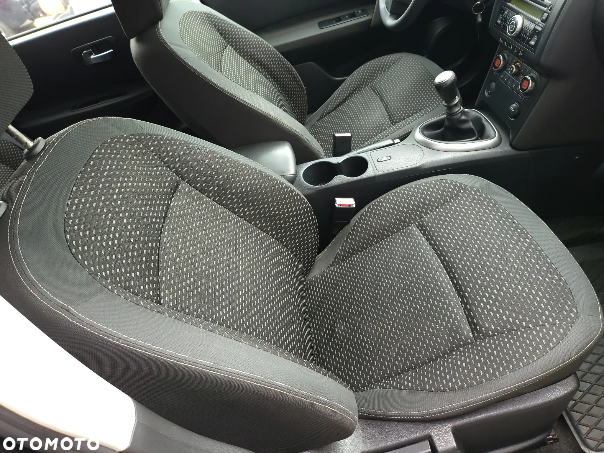 Nissan Qashqai 2.0 acenta - 19