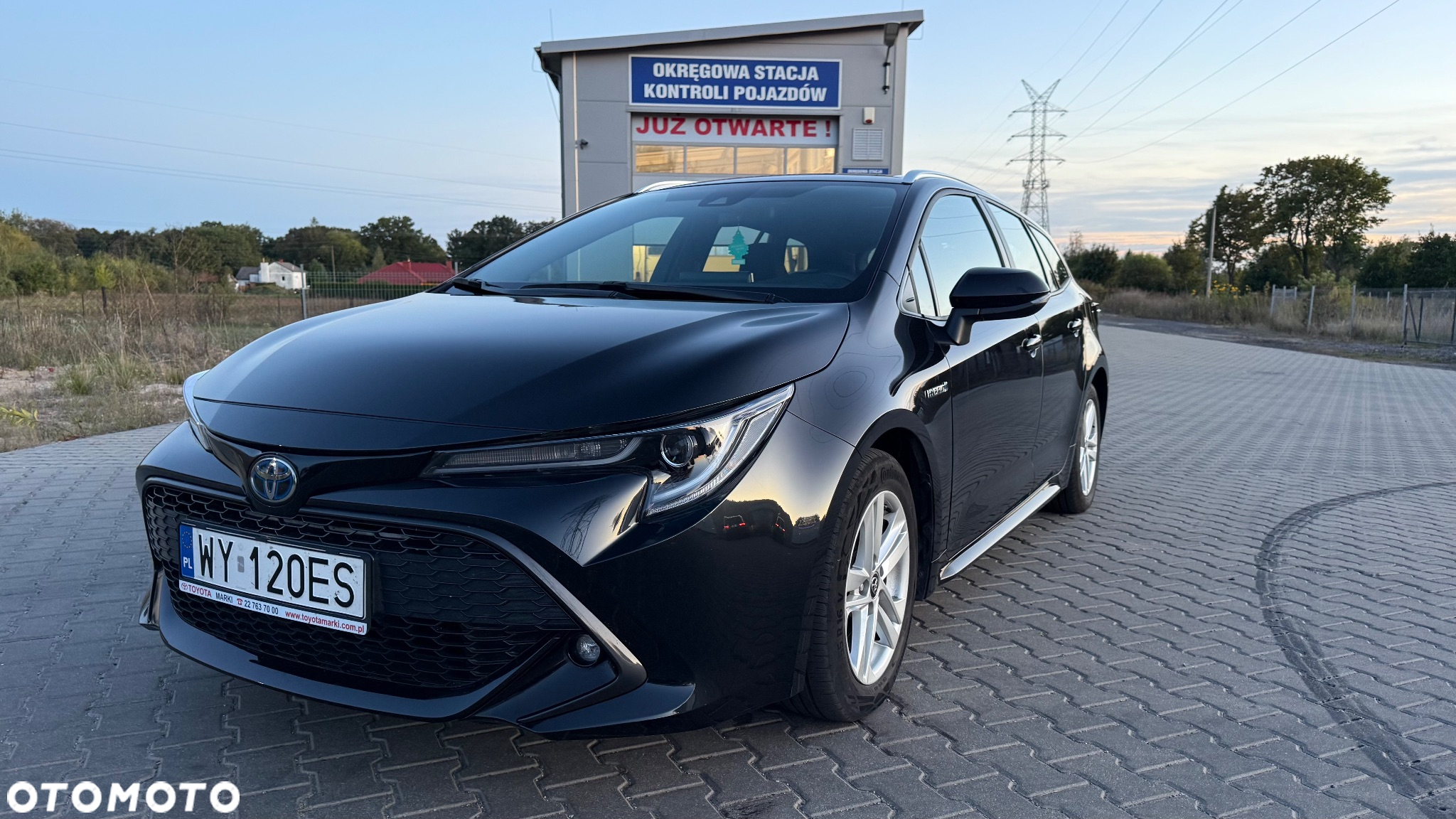 Toyota Corolla 1.8 Hybrid Active - 6