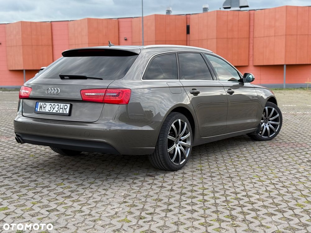 Audi A6 Avant - 14