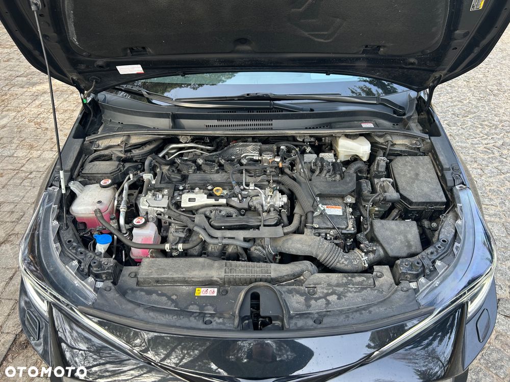 Toyota Corolla 2.0 Hybrid Executive - 31