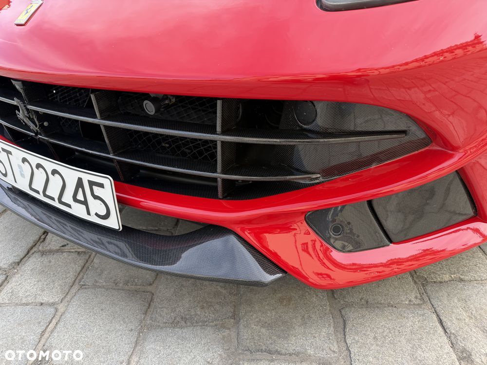Ferrari F12berlinetta - 14