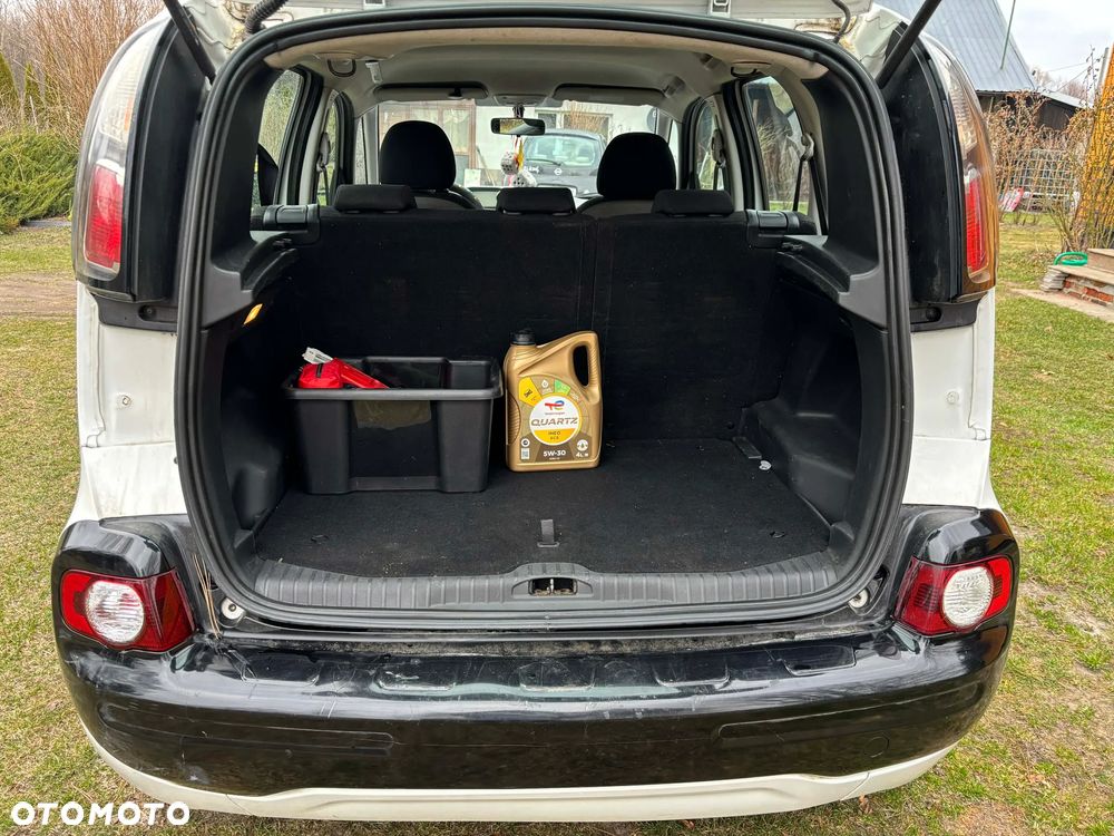 Citroën C3 Picasso 1.4i Attraction - 4