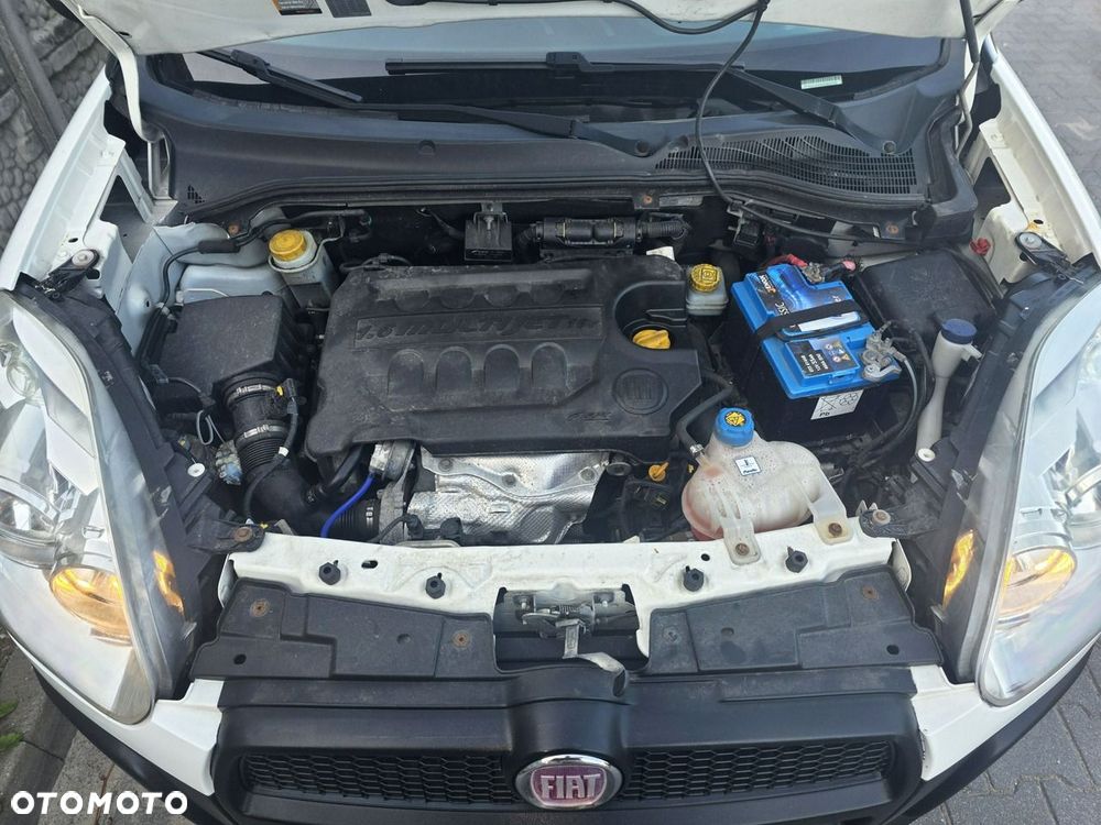Fiat Doblo - 23