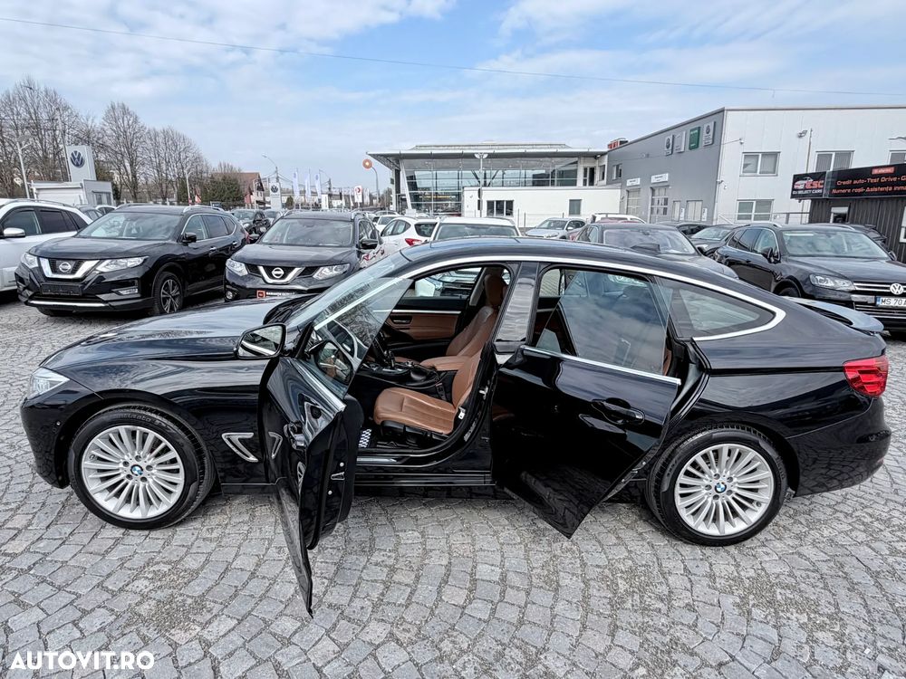 BMW Seria 3 320d xDrive Aut. Luxury Line - 23