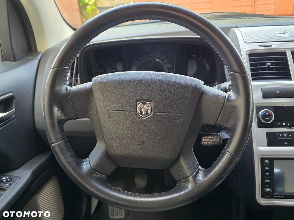 Dodge Journey 2.4 SXT - 23