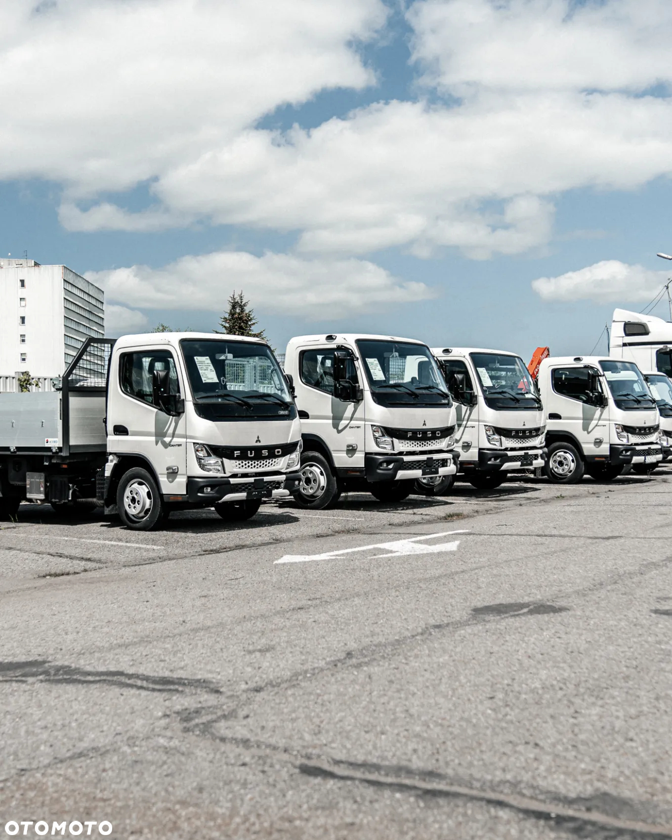 FUSO Canter 3S13 3W Scattolini - 23