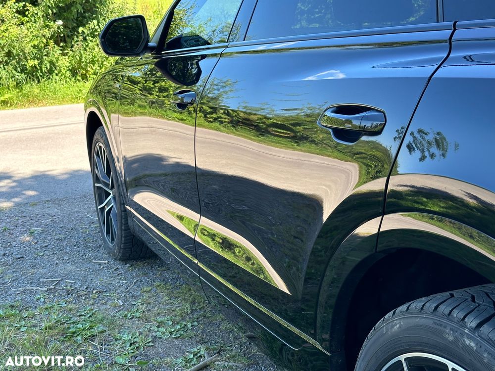 Audi Q8 SUV TFSI quattro 250 kW tiptronic S line business - 28