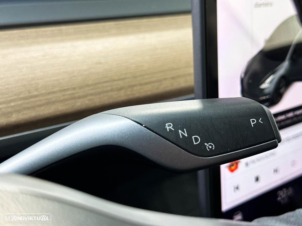 Tesla Model 3 Long Range AWD Dual Motor - 37