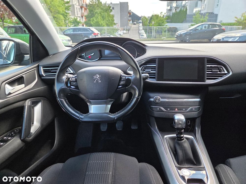 Peugeot 308 1.2 PureTech Active S&S - 10