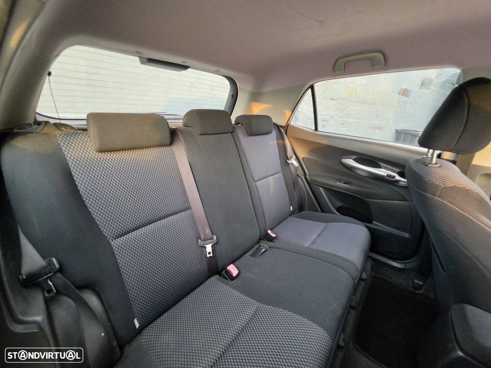 Toyota Auris 1.4 D-4D Comfort MM+Navi - 8