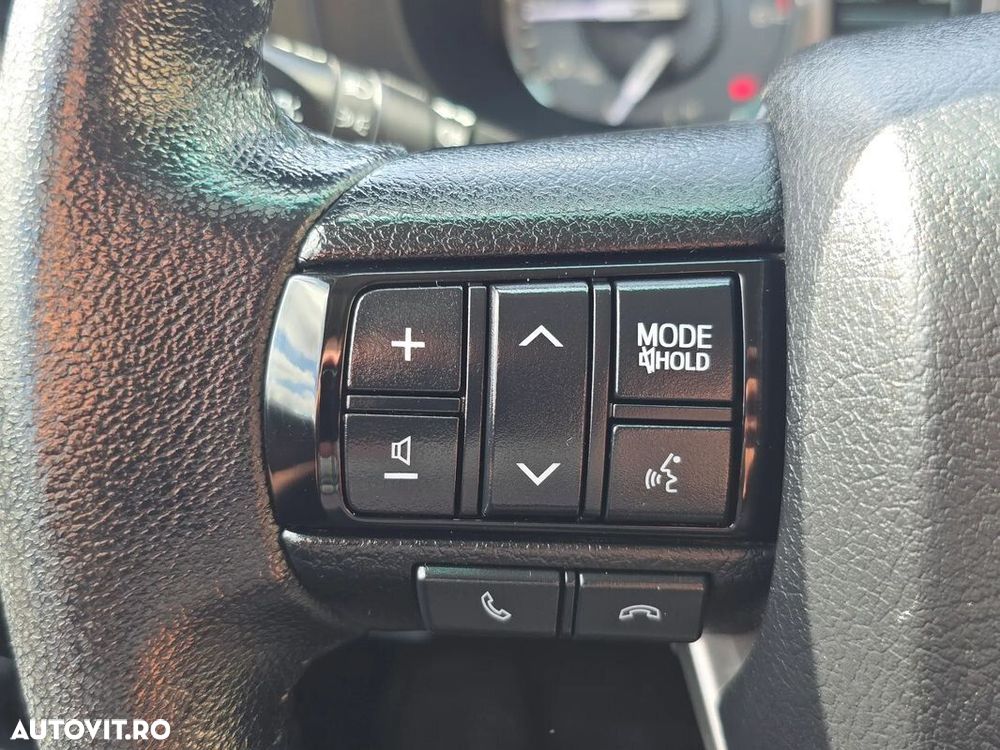 Toyota Hilux 2.4D 150CP 4x4 Double Cab AT Executive - 14