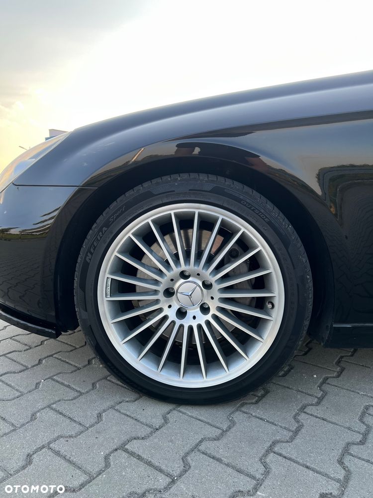 Mercedes-Benz CLS - 32