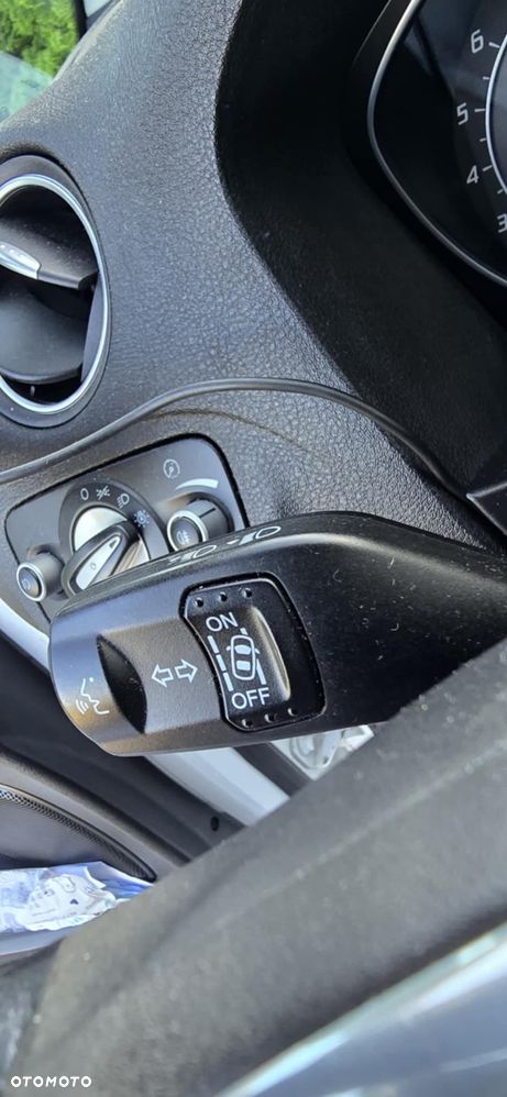 Ford S-Max - 12