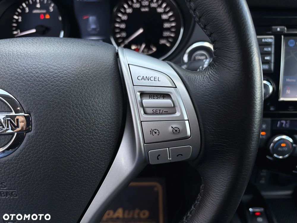 Nissan X-Trail 1.6 DIG-T N-Connecta - 24