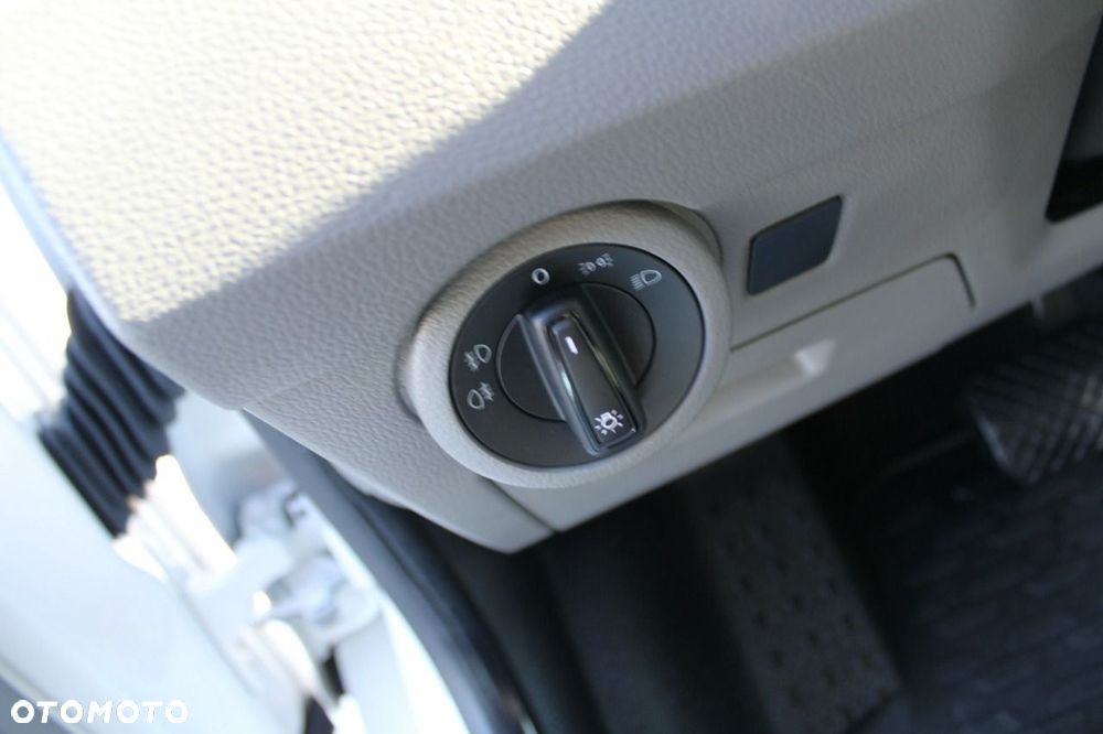 Volkswagen Transporter - 26
