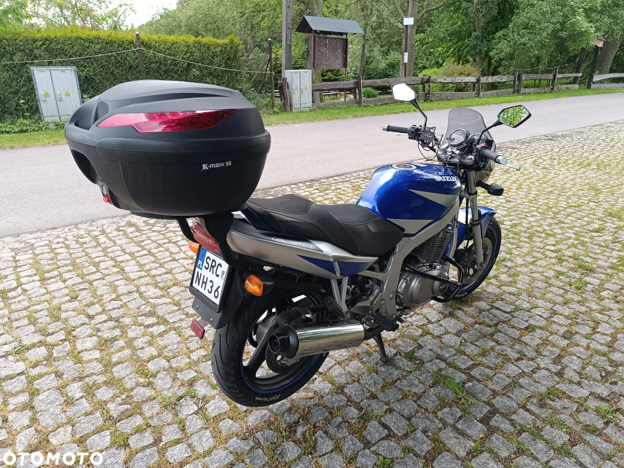 Suzuki GS - 3